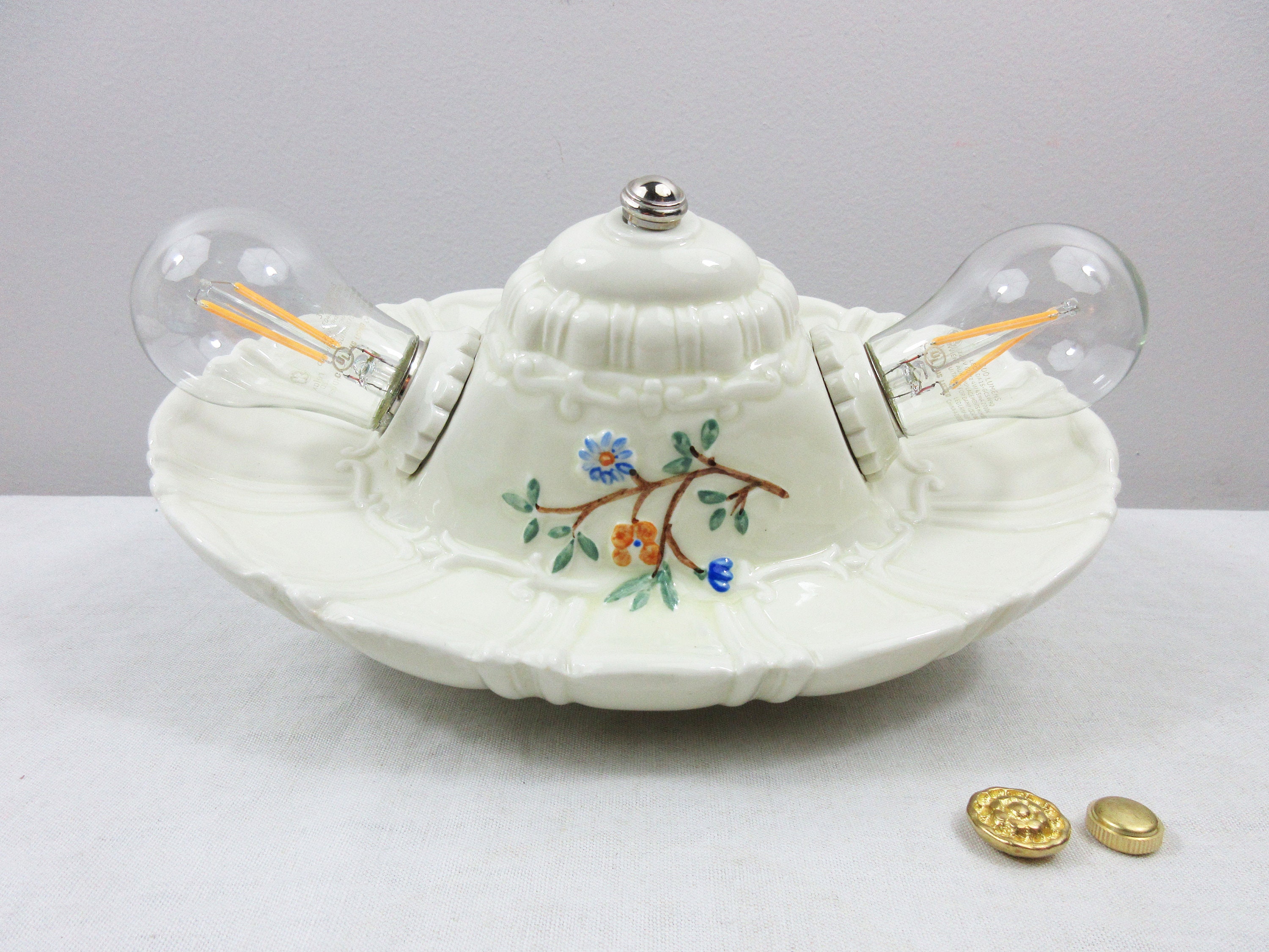 The Cult of the Porcelain Light Socket: This Old House Part 4 – The  Colorado Nest, image size:3000x2250