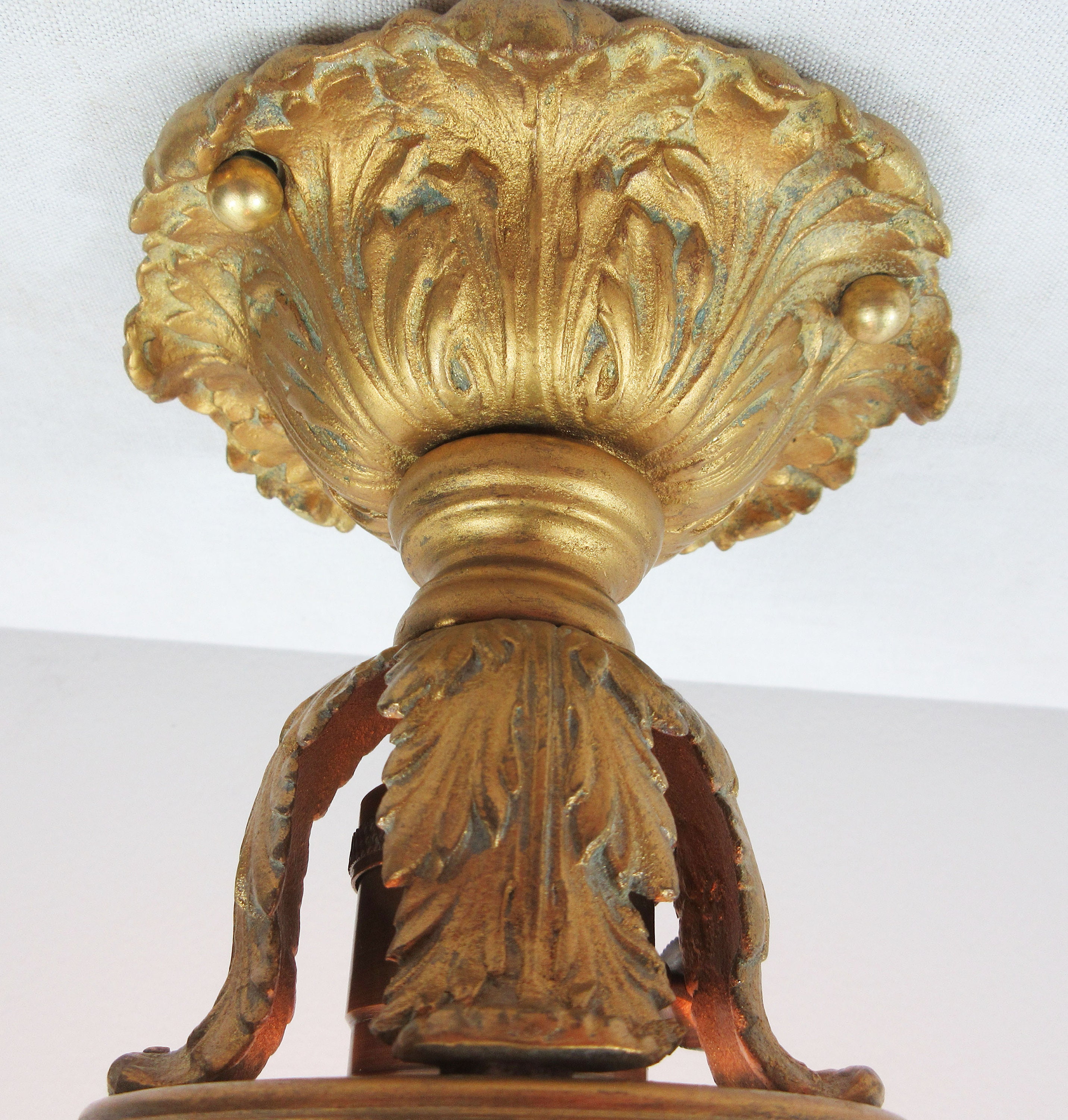 Accesorio de iluminación de techo victoriano restaurado Luz | Etsy