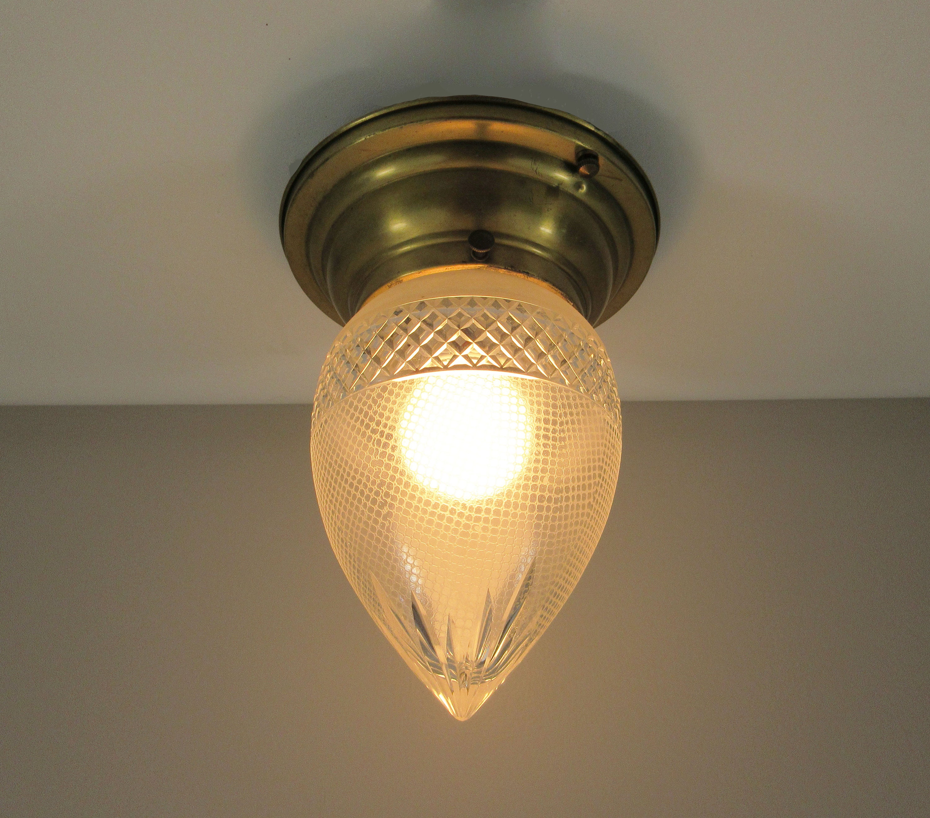 プライスダウン　アンティークランプ Brass Victorian Two Light Wall Sconce w/Crystal Drops | Wall
