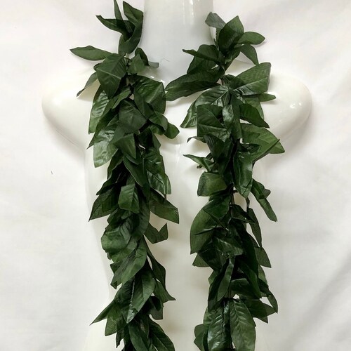 Traditional Maile Lei With White Tuberose artificial Etsy