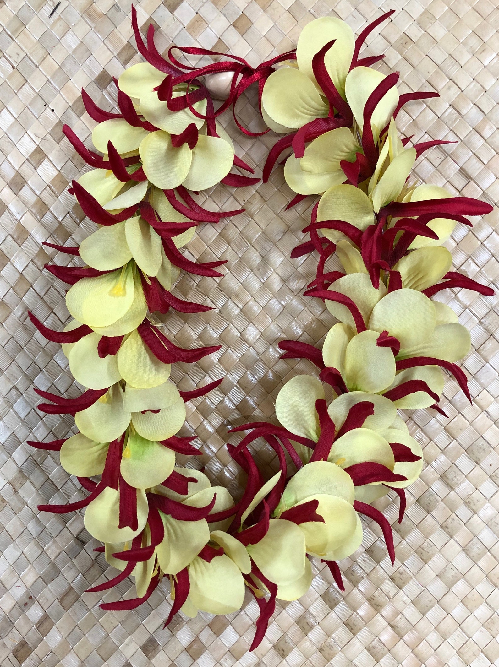 Lei Lilium: Your Connection Point - pun9g3b