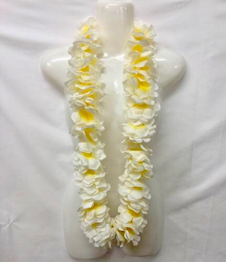 Plumeria Lei 46 inch