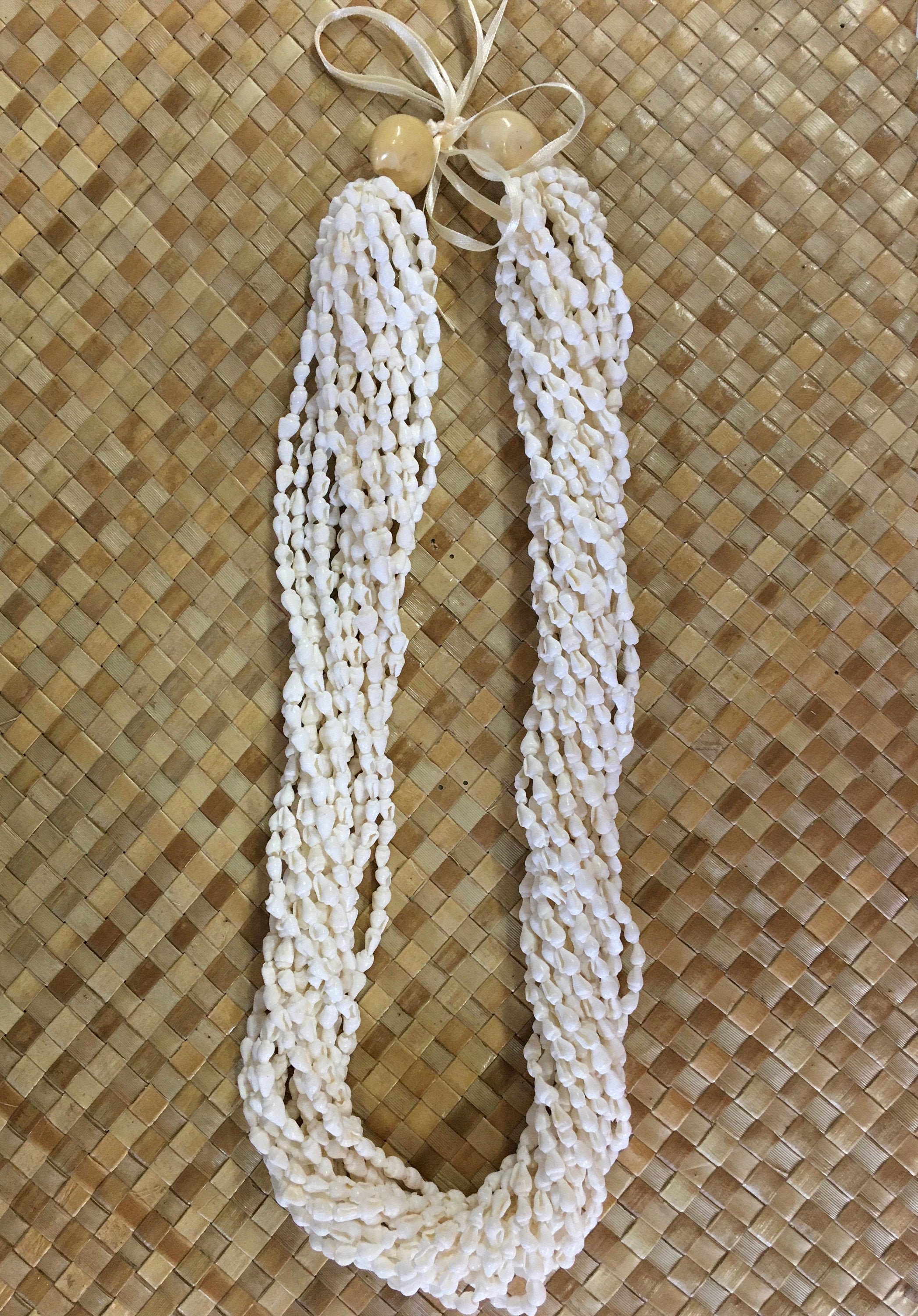 Niihau shell lei - Etsy 日本