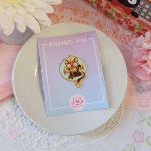 Bewitching Yuumi Enamel Pin