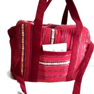 Women&#39;s overnight duffel travel bag vintage