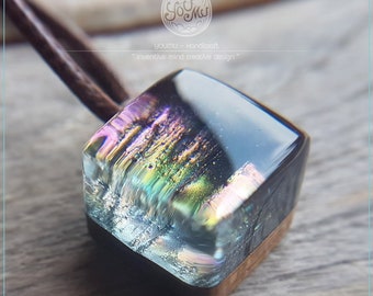 Collar de cubo de resina de madera de teca tailandesa: colgante hecho a mano