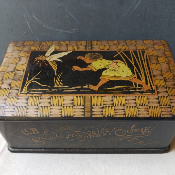 Antique paper mache box, advertising for Cartier Bresson Société Française de Cotons à Coudre, 19 th century lacquered box