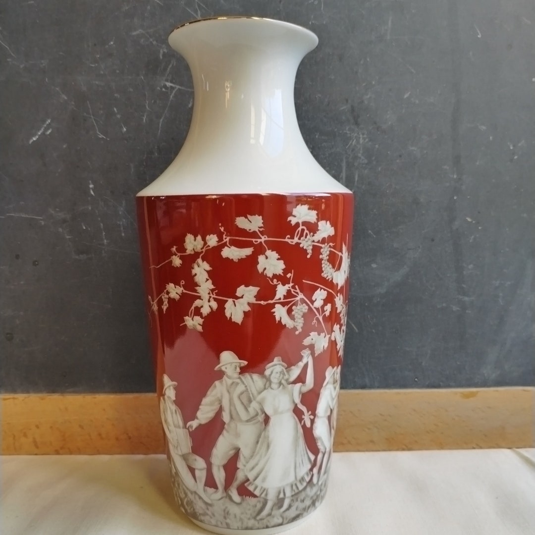 Vintage Porcelain Vase Toile De Jouy Decor Urn Shape Sanbo Porcelanas vintage-porcelain-vase-toile-de-jouy-decor-urn-shape-sanbo-porcelanas