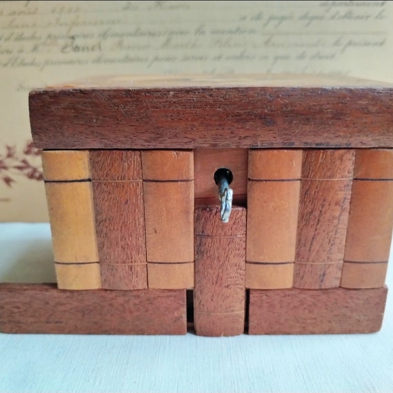 Antique mystery jewelry box with secret compartme… - image 8