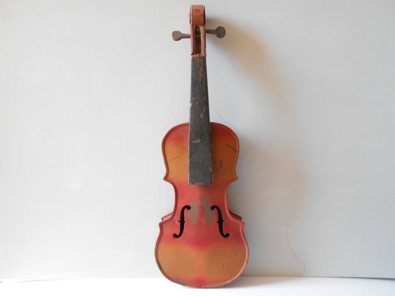 the toy violin 1