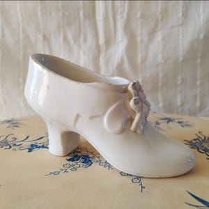 French antique pin cushion shoe, small size, Victorian style, 1900s