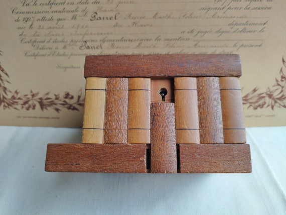 Antique mystery jewelry box with secret compartme… - image 4