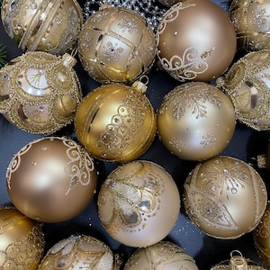 20 Luxurious Gold Glass Christmas Ornaments – Handmade Set for Elegant Holiday Decor