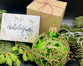 Holiday Keepsake: Personalized Christmas Gift - Green Handmade Christmas glass ornament