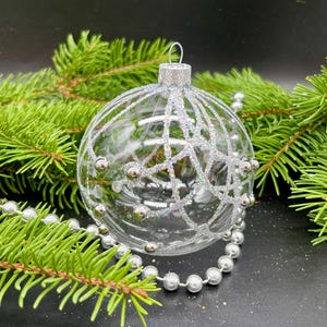 White Hand-painted christmas glass ornaments,custom ornaments,Hand painted Christmas tree glass ornament, Christmas decoration 2024