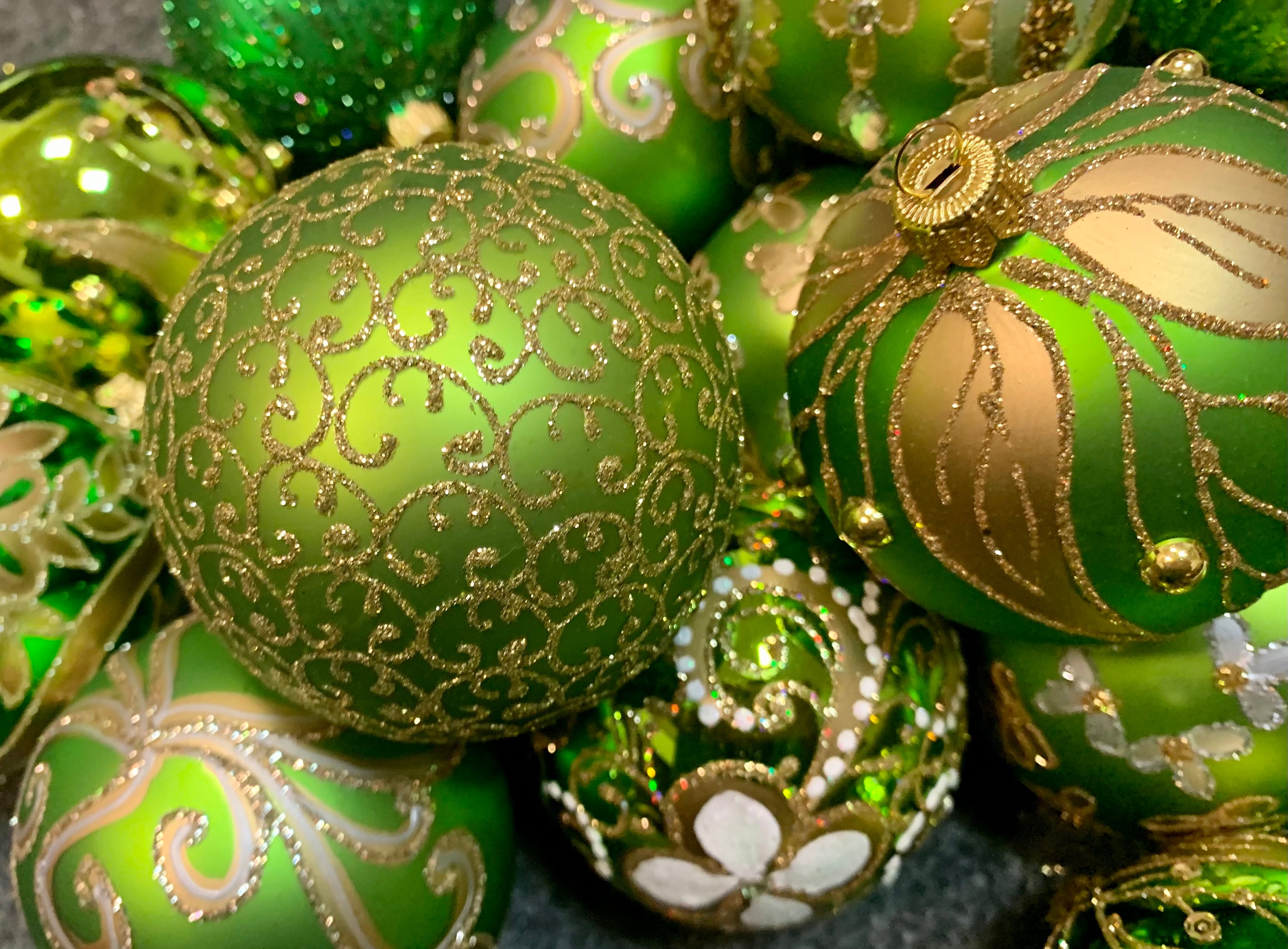 50 green Assorted glass christmas ball ornaments, assortment Hand-painted christmas glass ornaments,Hand painted XMAS tree glass ornaments