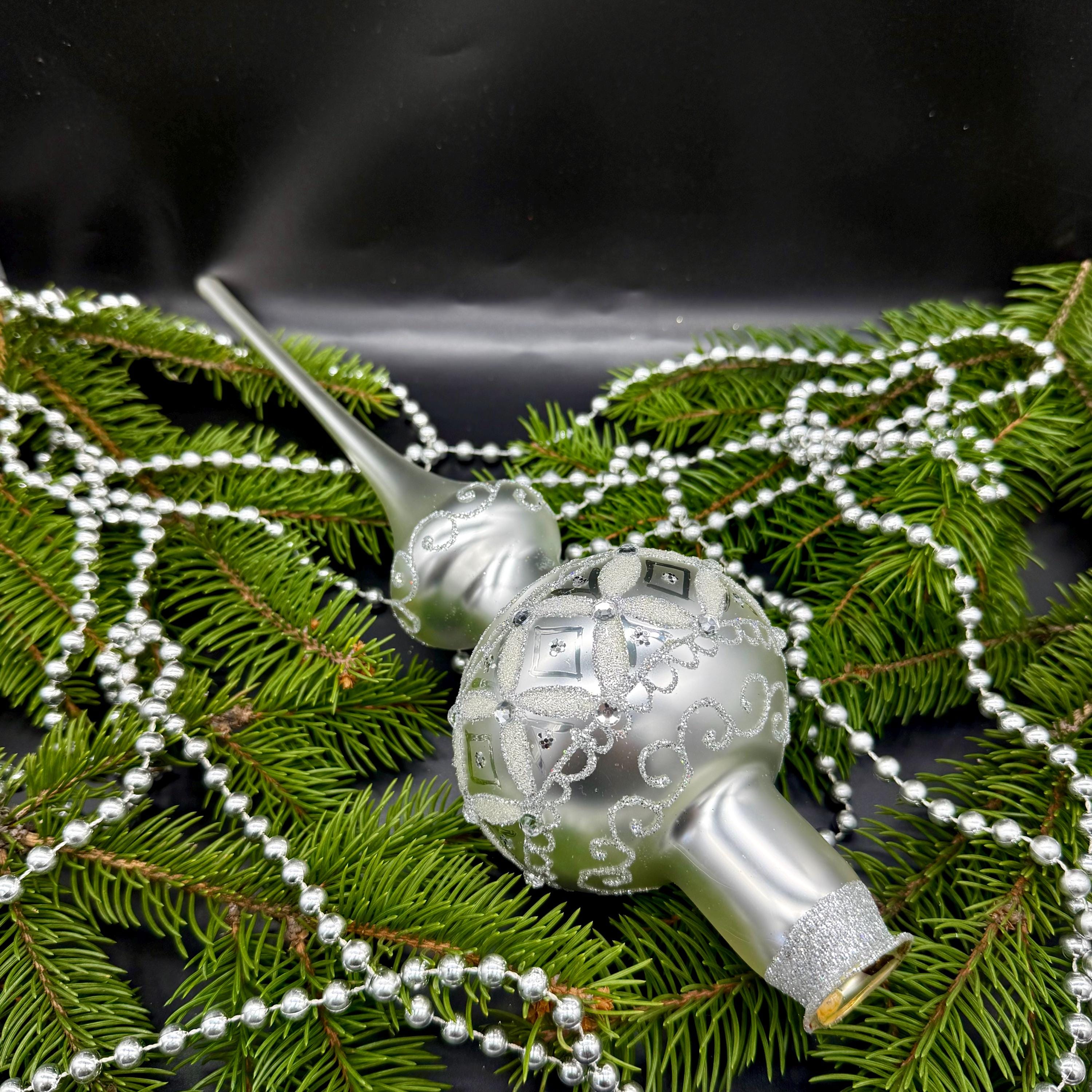 大きなシルバーのクリスマスガラスツリートッパー 37 cm (14.5 インチ