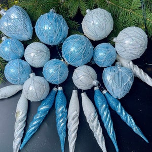 Blue and white Christmas glass ornaments set, Blown Glass Christmas, 22 Handmade , Winter decor, Gifts ideas, Holiday decor, Xmas 2025