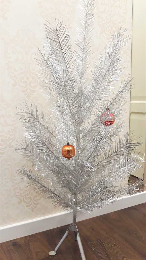 アルミ製クリスマスツリー、シルバー、アルミ、ツリー、クリスマス