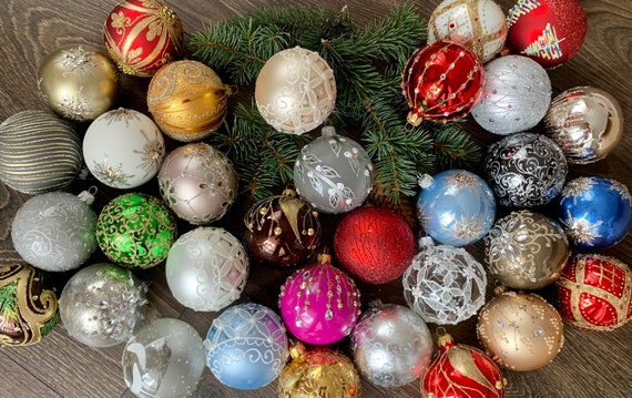 10種類のガラス製クリスマスボール飾り、詰め合わせ手描きクリスマス