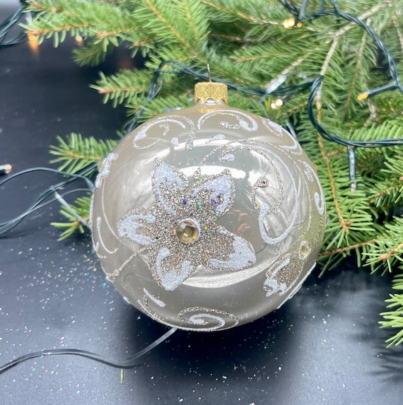 Große, beige, handbemalte Weihnachtskugeln aus Glas, handgefertigter Weihnachtsbaumschmuck aus Glas, Weihnachten 2026, Festtagsdekoration, Geschenkideen, Winterdeko