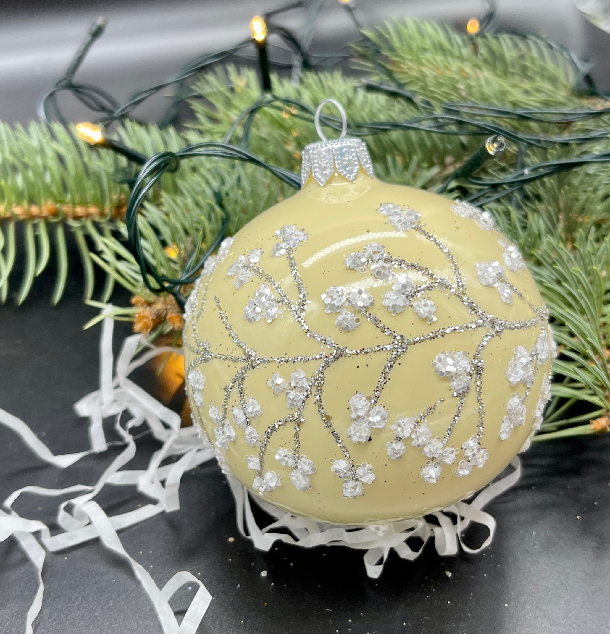 クリスマス　オーナメント ガラス　ガラスオーナメント　手描き　外国製　輸入　雑貨 手描きのクリスマスガラスオーナメント、手作りのクリスマスツリー