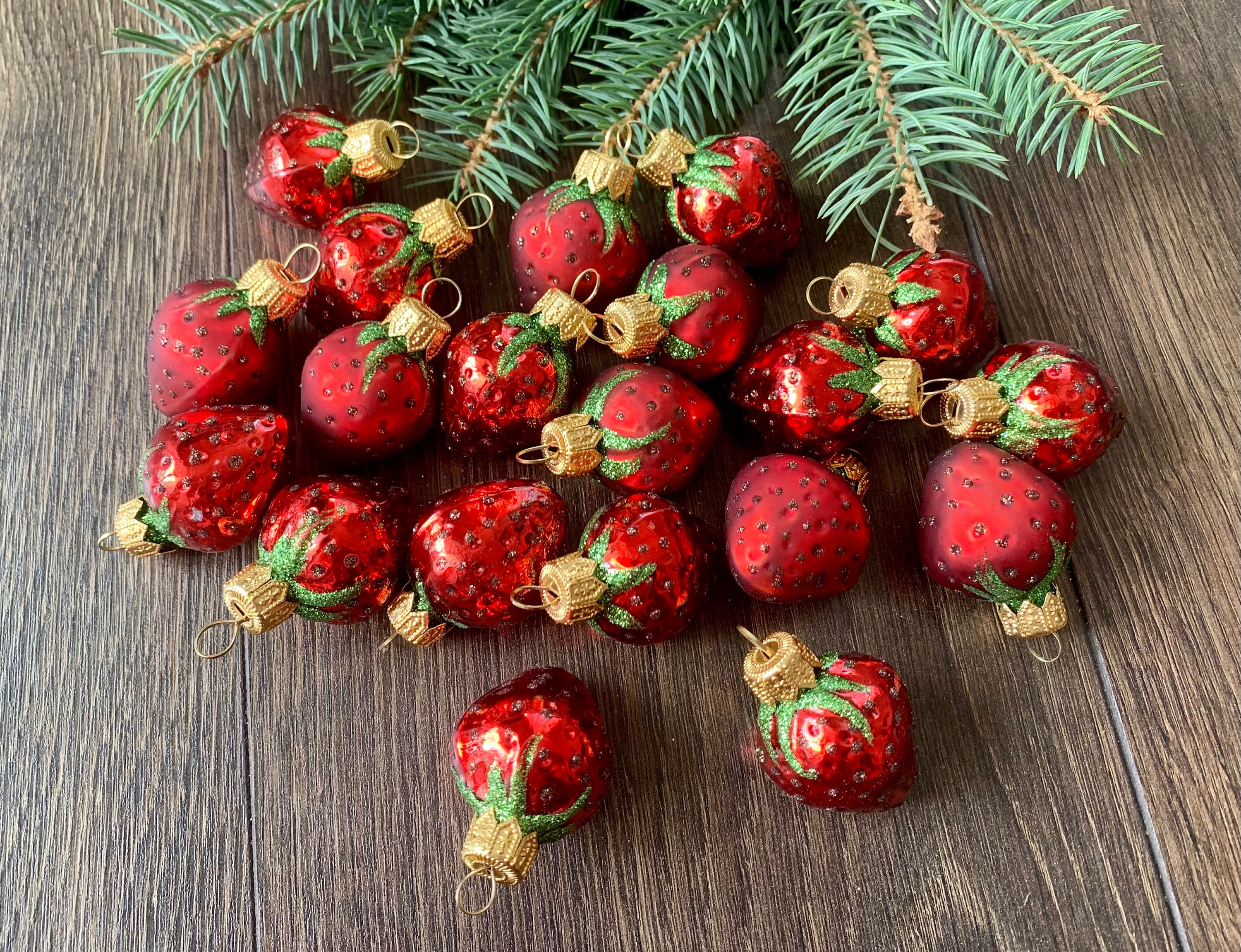 20個のイチゴガラスクリスマスオーナメント、クリスマスガラス