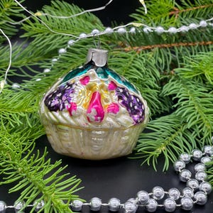 Cesta de flores, enfeite de vidro para Natal, Natal vintage, Natal retrô, decoração de Natal dos anos 1950, Ideias para presentes, Decoração de Natal