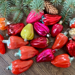 20 Peppers Antique glass Christmas ornaments, Christmas glass ornaments, 1950s Christmas,vintage Xmas,soviet Christmas tree glass ornaments