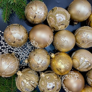 50 Luxurious Gold Glass Christmas Ornaments – Handmade Set for Elegant Holiday Decor