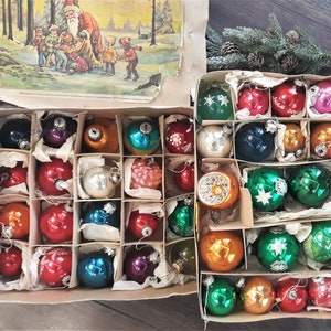 RARE!  43 Vintage Antique 1970&#39;s German Deep Star Indent Christmas Tree Ornaments Reflector Baubles Christmas glass