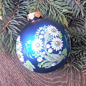Hand-painted christmas glass ornaments,custom ornaments,Hand painted Christmas tree glass ornament ,Christmas decoration