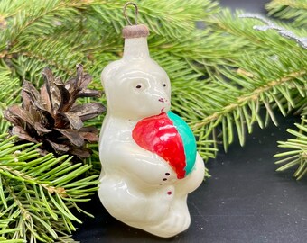 Vit björn med boll julgransprydnader i glas, vintage jul, Retro jul, 1950-talsdekoration, Vinterdekor, Presentidéer, Högtidsdekor