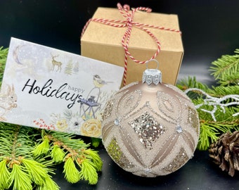 Holiday Keepsake: Personalized Christmas Gift - Handmade Christmas glass ornament