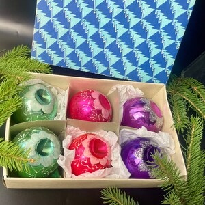 Set of 6 Antique christmas glass ornaments, 1950s christmas decorations, vintage christmas, Winter decor, Gifts ideas, Holiday decor