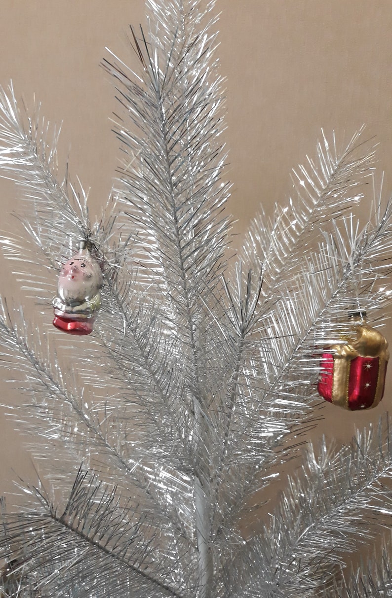 Aluminum christmas tree, silver, aluminum, tree, Christmas Tree, 80s decoration, light up, shiny tree, kitschy tree image 9