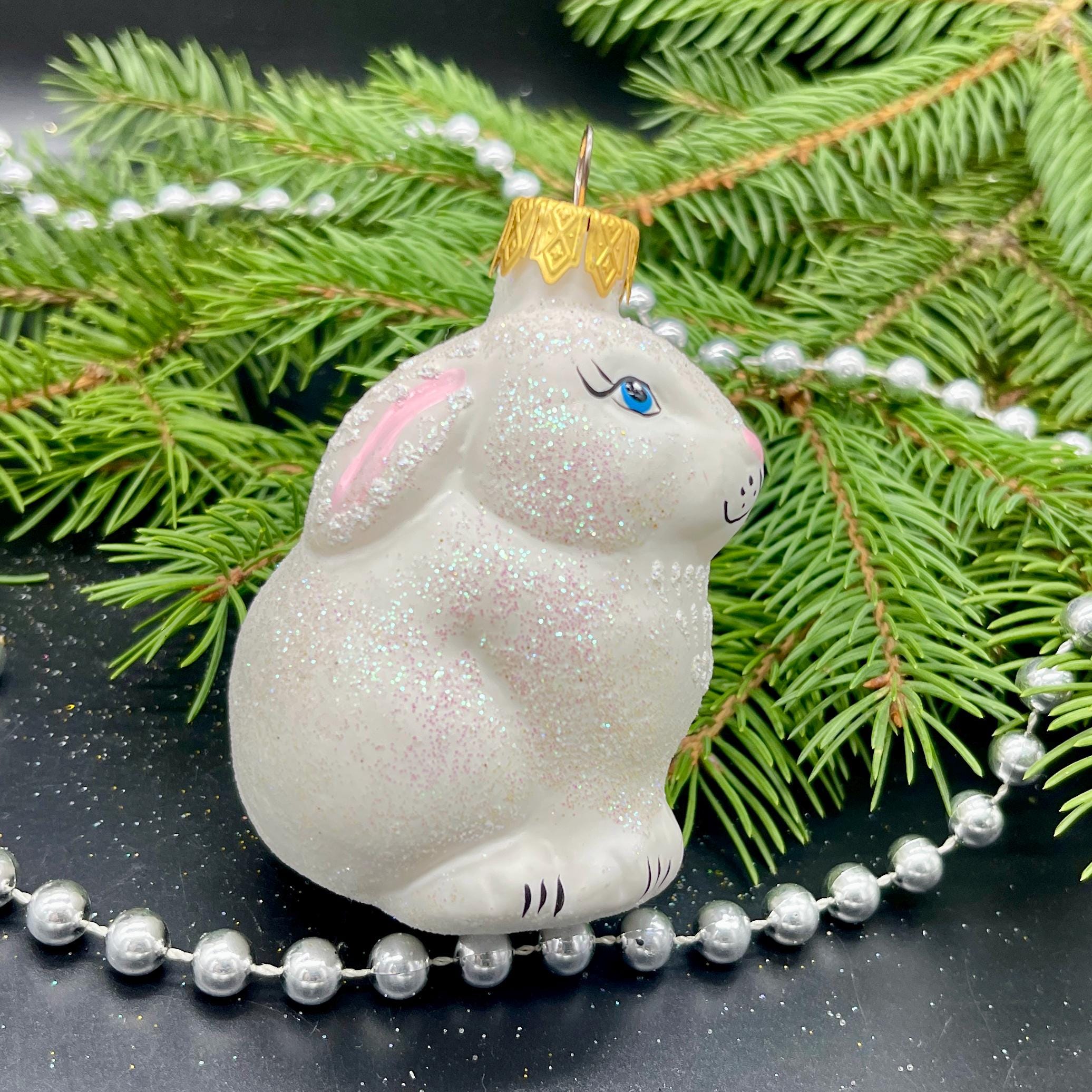 うさぎのクリスマスガラスオーナメント、吹きガラスのクリスマス