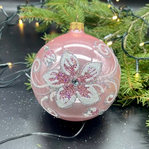 Big pink Hand-painted christmas glass ornaments ,Handmade Christmas tree glass ornament, Xmas 2025, Holiday decor, Gift ideas, Winter decor