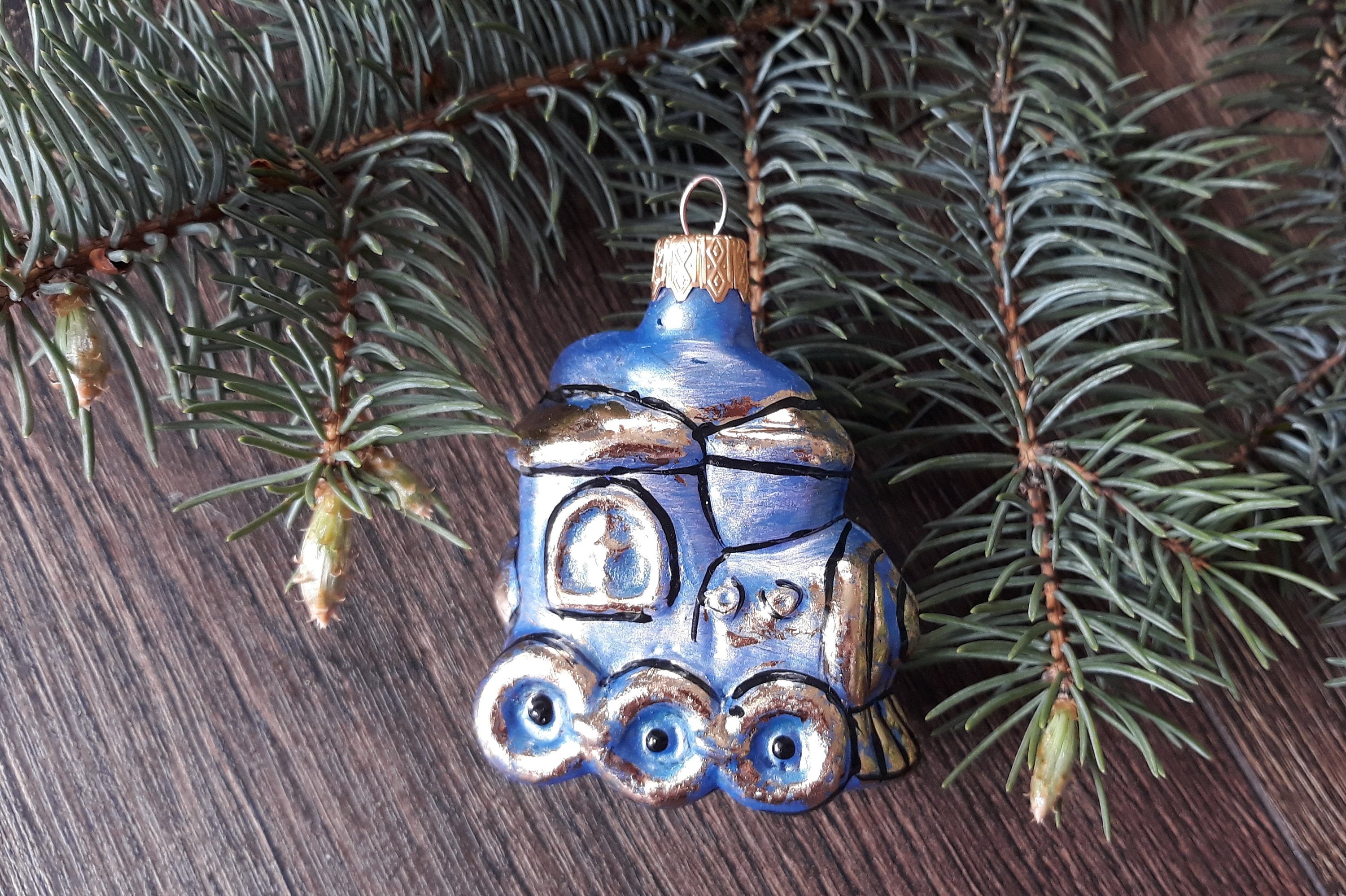 Handmade christmas glass ornaments kits