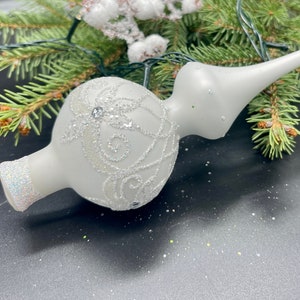 White Christmas glass tree topper 18 cm ( 7 inch),vintage tree topper Christmas spire, Winter decor,Gifts ideas,Holiday decor,Xmas 2025