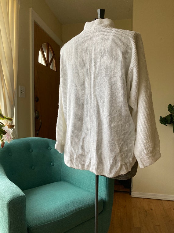 Vintage JCPenney Chenille Robe / Jacket - White C… - image 8