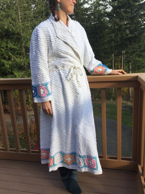 Vintage Old Hollywood Style Chenille ROBE - Plush… - image 1