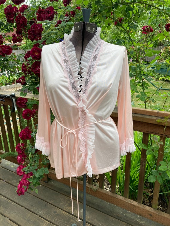 Gorgeous Blushing Pink Vintage Jolie Two Ruffled S