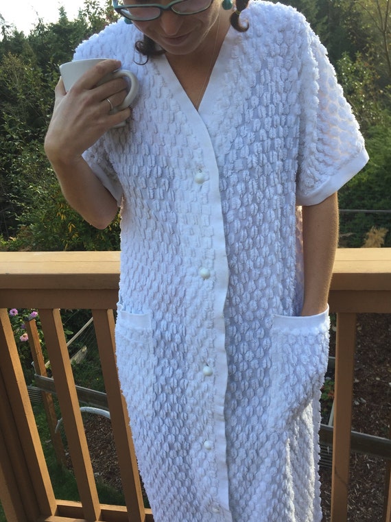 Vintage Chenille ROBE / Cover-Up - Vintage Stan He