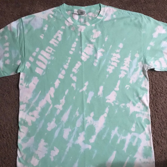 bleach tie dye green shirt