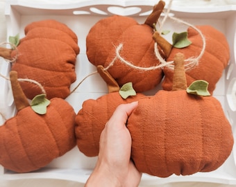 Handmade Linen Pumpkin Garland: Autumn Harvest Decoration (57 in)