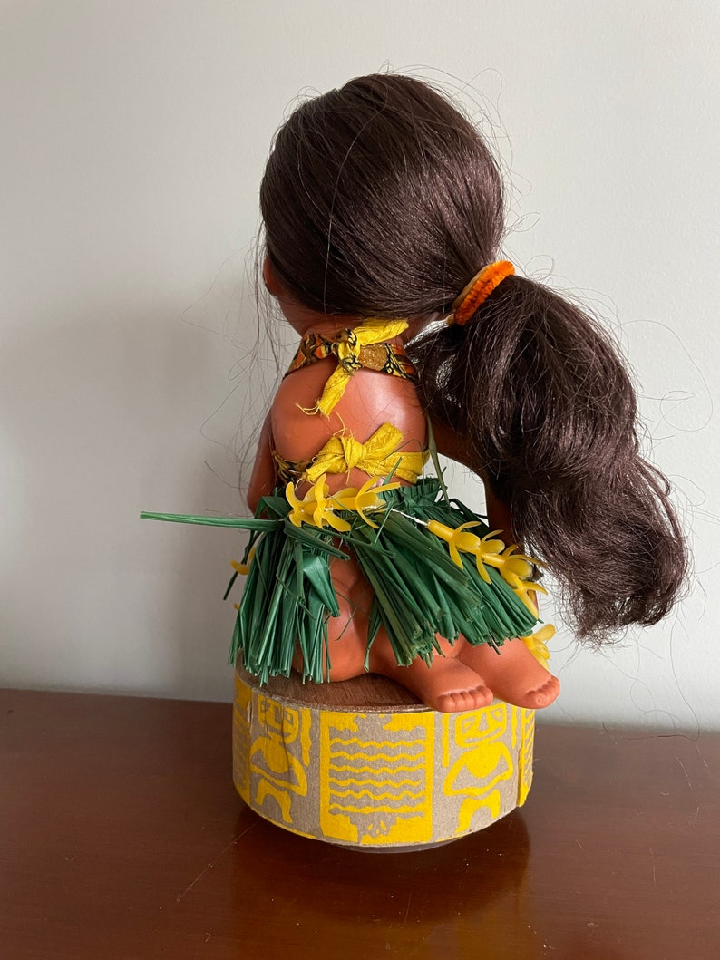Hula Girl Music Box Doll Tiki Bar Hawaiian Dancing Doll Etsy