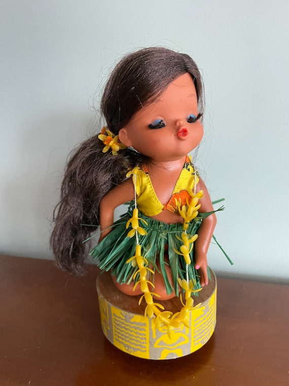 Hawaii Hula Doll Geschenk Solar tanzen Hula Guy Shaka Hände  Geburtstagsgeschenk lustige Arbeit Geschenk Wackelkopf Figur Auto Dashboard  Puppe -  Schweiz