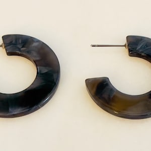 Translucent Charcoal Tortoiseshell Resin Hoop Earrings // boho earrings, lightweight earrings, festival earrings, dark hoops