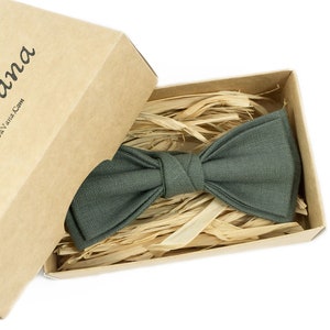 Forest green pre-tied bow ties for men and baby toddler boys / Pine green wedding bow tie for groomsmen gift - rustic linen bow ties